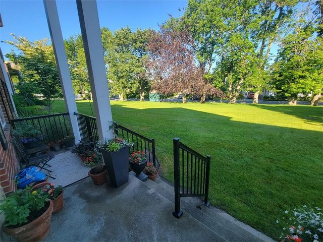 70 Carroll Avenue 111, Newport, RI 02840
