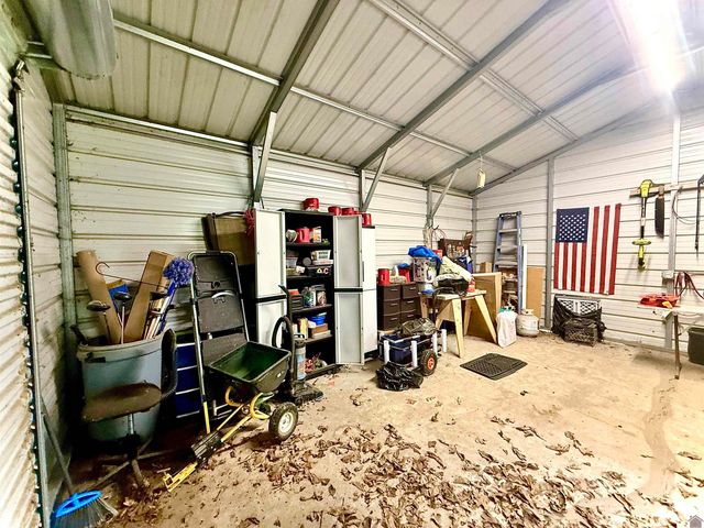 1211 Lawson Rd, Murray, KY 42071