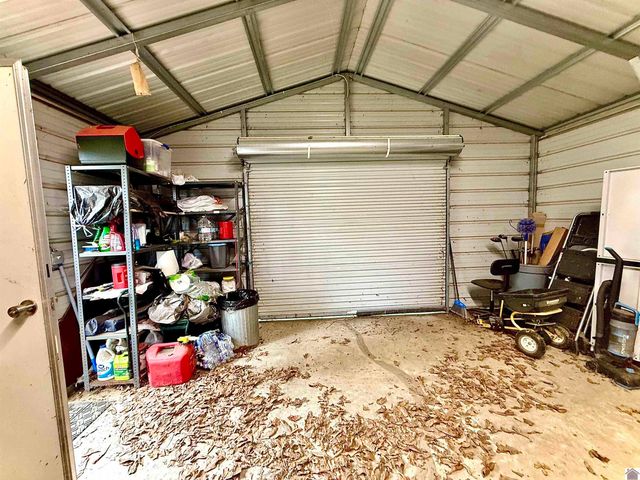 1211 Lawson Rd, Murray, KY 42071