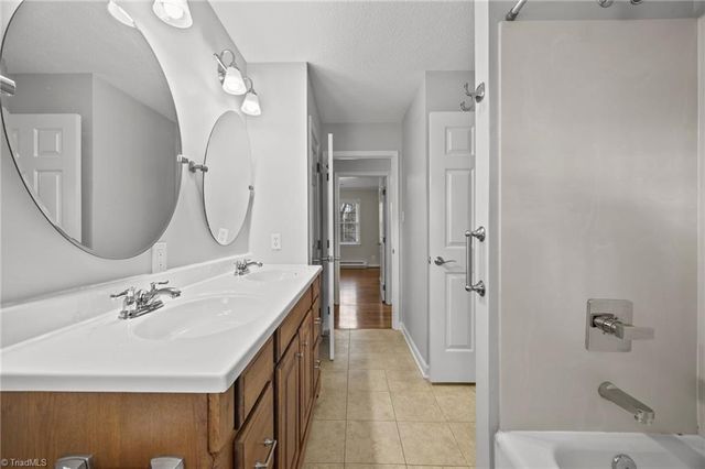 507 Valleybrook Drive, Jamestown, NC 27282