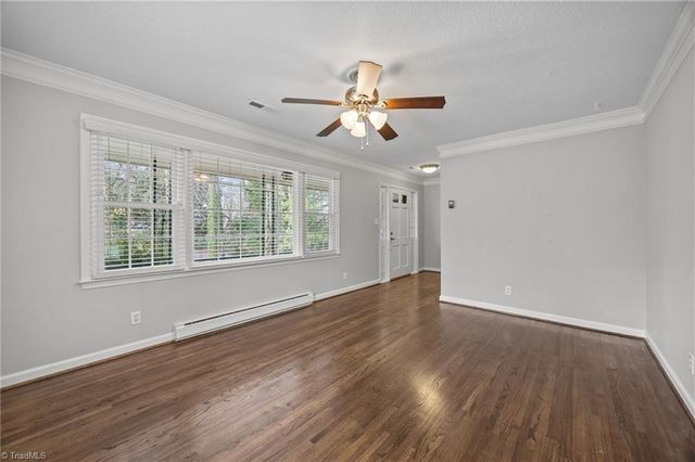 507 Valleybrook Drive, Jamestown, NC 27282