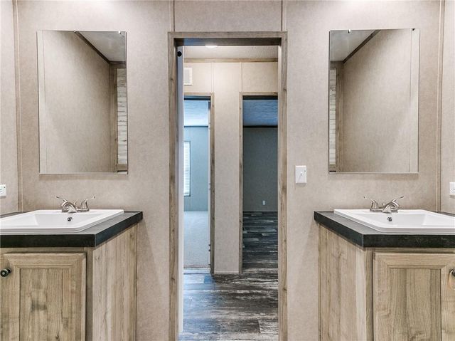 6245 Willow Bend Drive, Guthrie, OK 73044