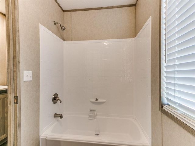 6245 Willow Bend Drive, Guthrie, OK 73044