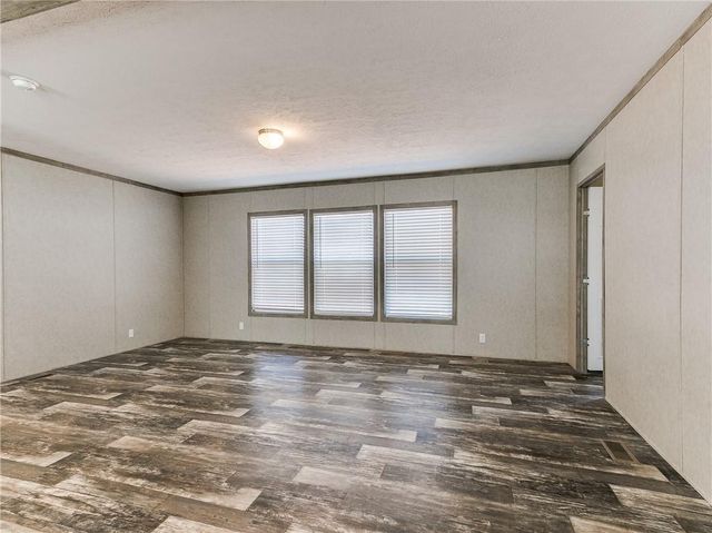 6245 Willow Bend Drive, Guthrie, OK 73044