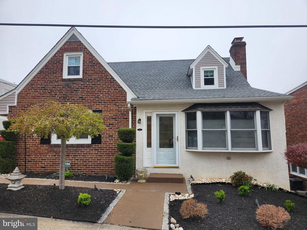 647 GROVE STREET, Bridgeport, PA 19405