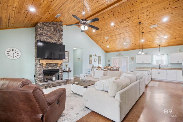24912 Brewer Road, Robertsdale, AL 36567