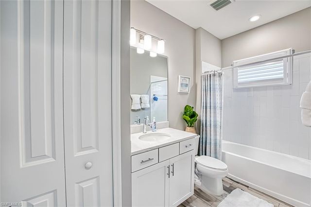 2925 Willow Ridge CT, Fort Myers, FL 33905