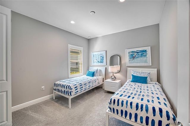 2925 Willow Ridge CT, Fort Myers, FL 33905