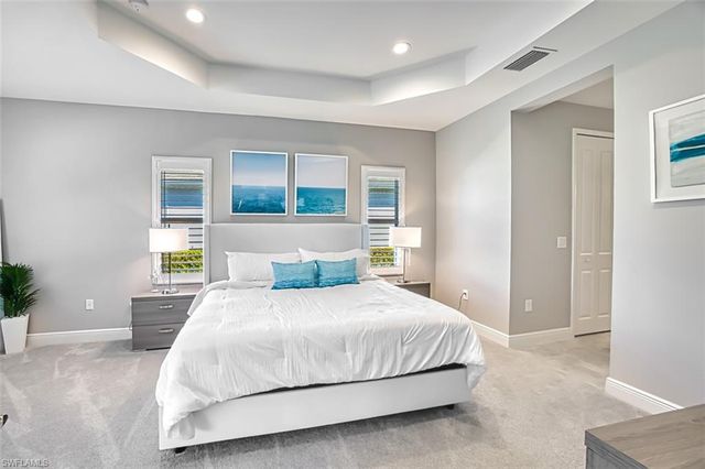 2925 Willow Ridge CT, Fort Myers, FL 33905