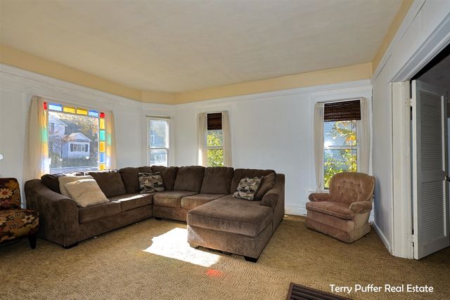 216 E Jefferson Street, Hart, MI 49420