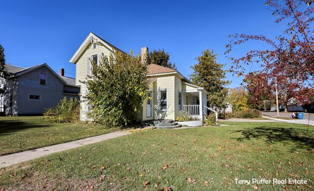 216 E Jefferson Street, Hart, MI 49420
