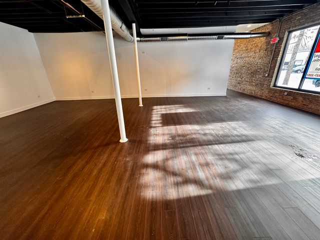 3034 N PULASKI Road, Chicago, IL 60641