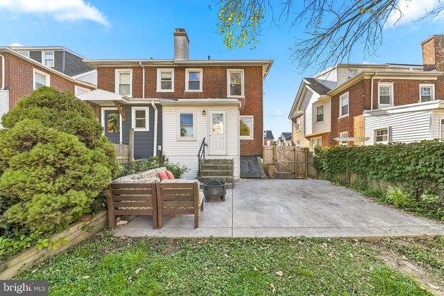 226 EDGEMONT AVE, Ardmore, PA 19003