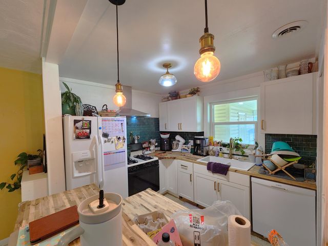 221 Destin Drive, Mary Esther, FL 32569