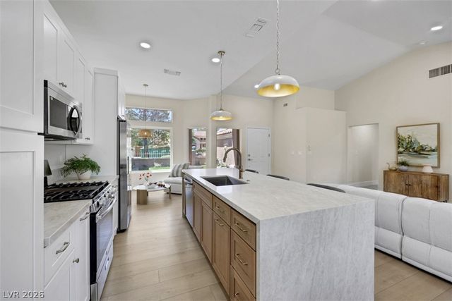 9320 January Drive, Las Vegas, NV 89134