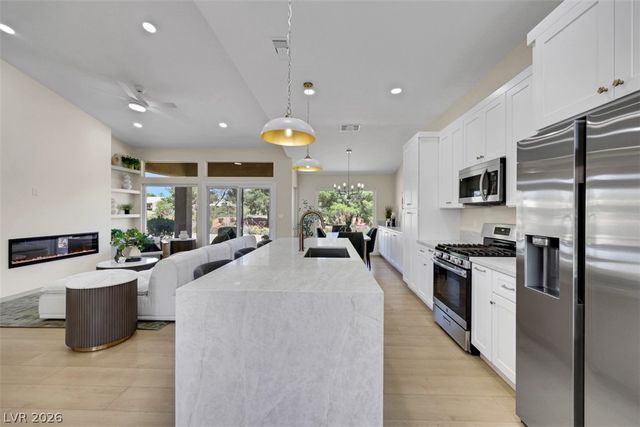9320 January Drive, Las Vegas, NV 89134
