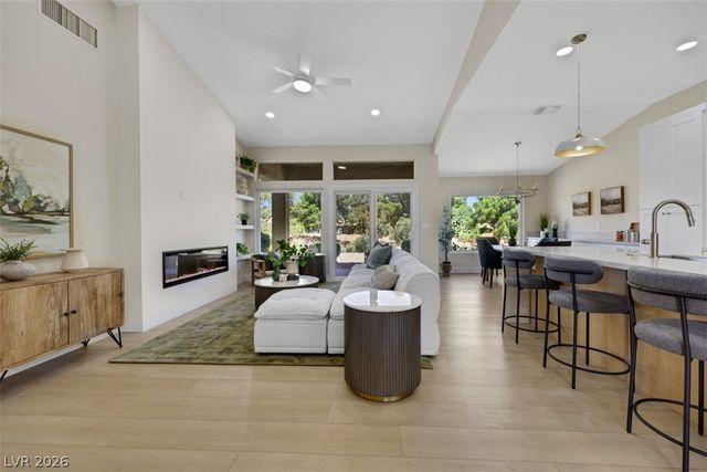 9320 January Drive, Las Vegas, NV 89134