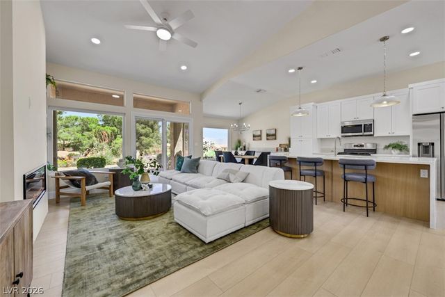 9320 January Drive, Las Vegas, NV 89134