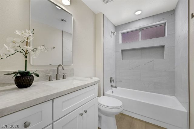 9320 January Drive, Las Vegas, NV 89134