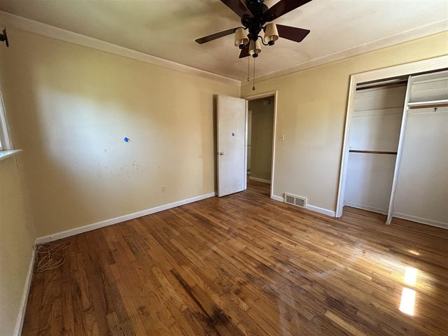 15464 Cameron Street, Southgate, MI 48195
