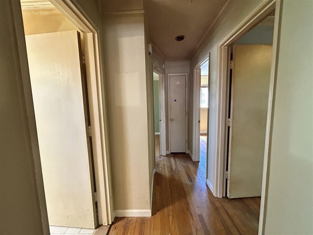 15464 Cameron Street, Southgate, MI 48195