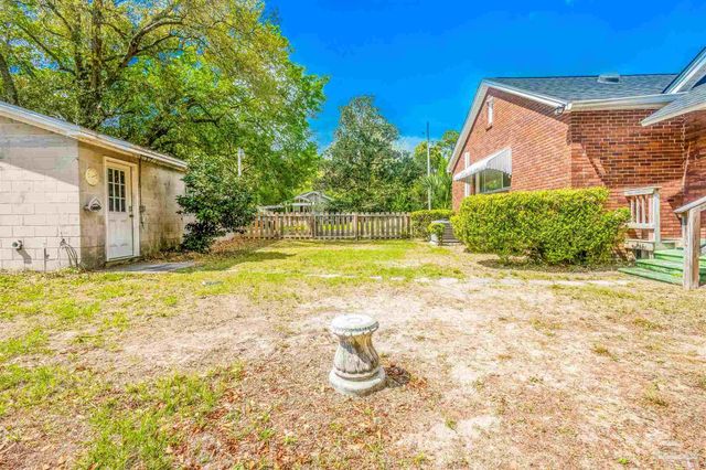 1701 E Bobe St, Pensacola, FL 32503