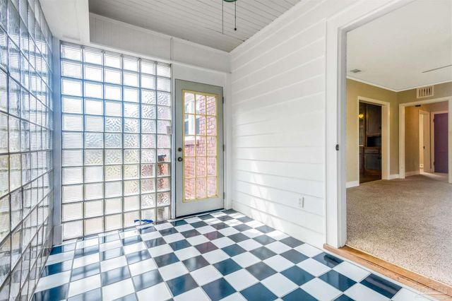 1701 E Bobe St, Pensacola, FL 32503