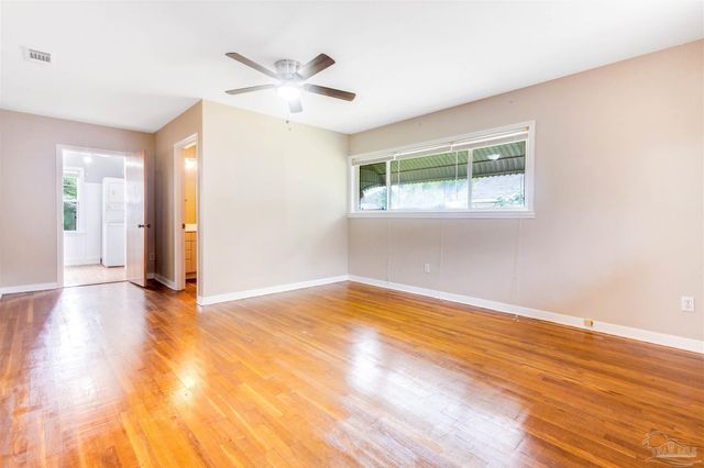 1701 E Bobe St, Pensacola, FL 32503