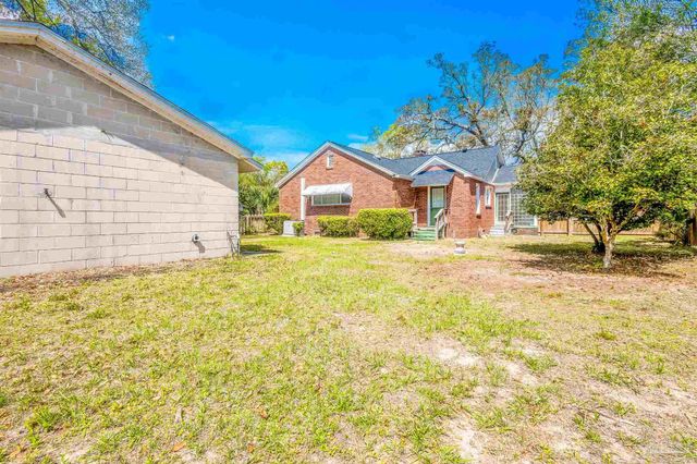 1701 E Bobe St, Pensacola, FL 32503