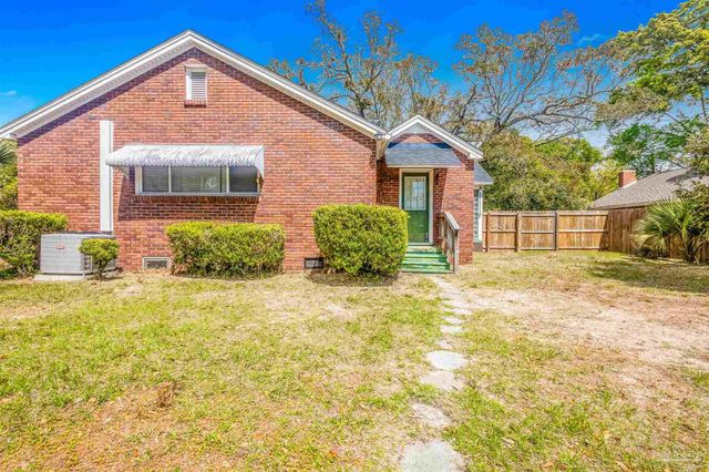 1701 E Bobe St, Pensacola, FL 32503