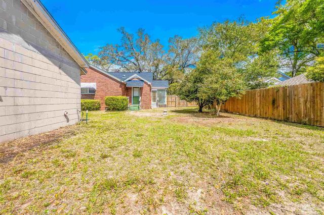 1701 E Bobe St, Pensacola, FL 32503
