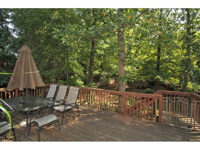 337 Vista Lake Drive, Suwanee, GA 30024