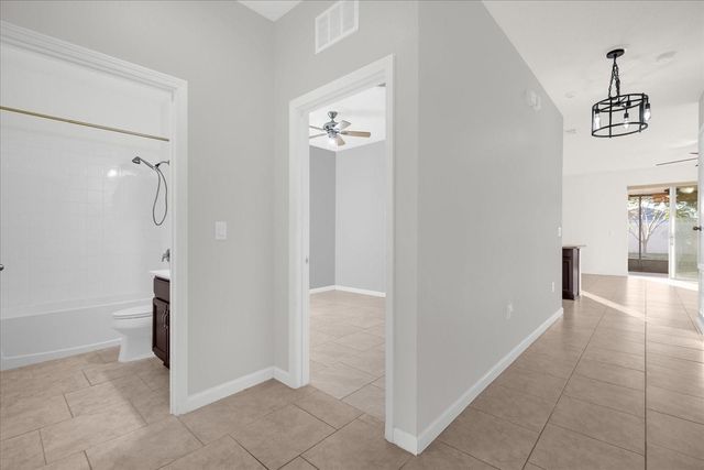 453 DISA DRIVE, Davenport, FL 33837