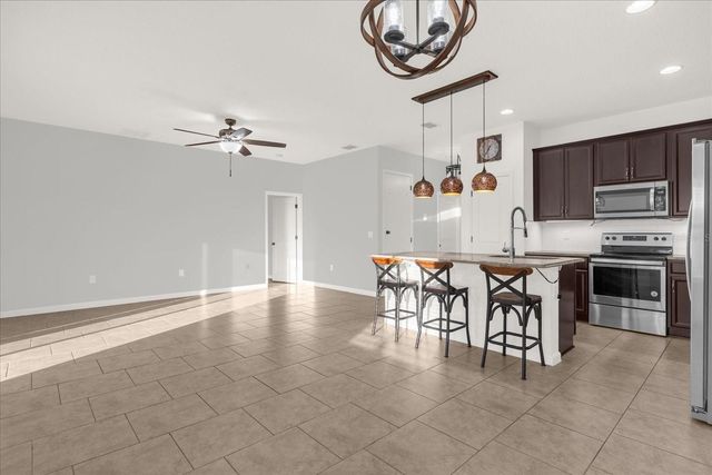 453 DISA DRIVE, Davenport, FL 33837