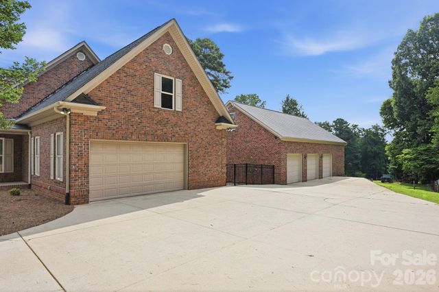132 Monarch Lane, Mooresville, NC 28115