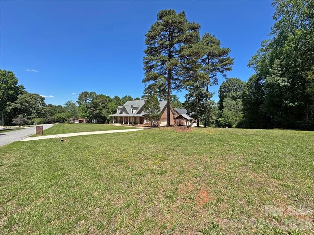 132 Monarch Lane, Mooresville, NC 28115