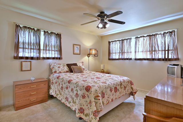 8532 N Olcott Avenue, Niles, IL 60714