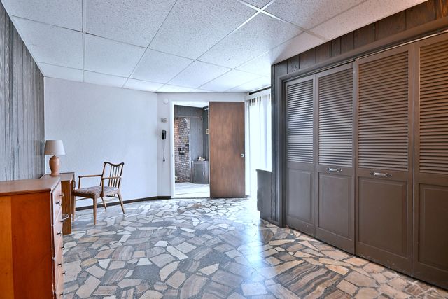 8532 N Olcott Avenue, Niles, IL 60714