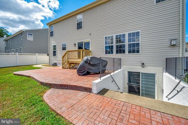 33 SUMMERFIELD LN, Fredericksburg, VA 22405