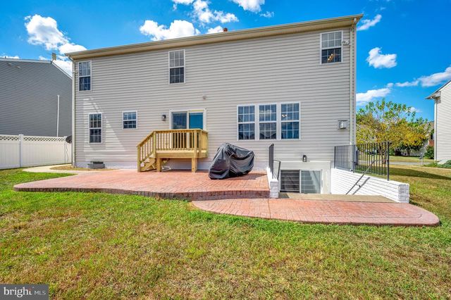 33 SUMMERFIELD LN, Fredericksburg, VA 22405