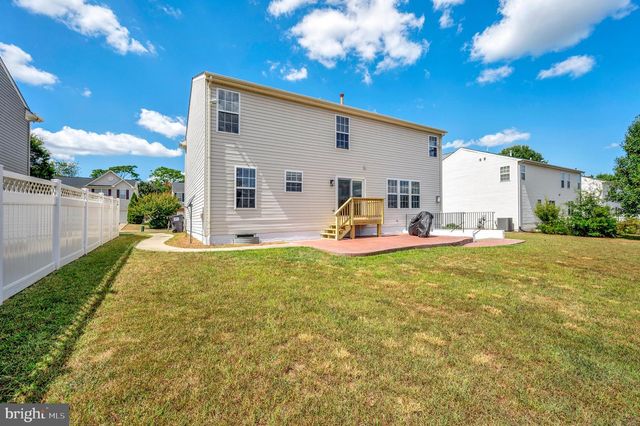 33 SUMMERFIELD LN, Fredericksburg, VA 22405