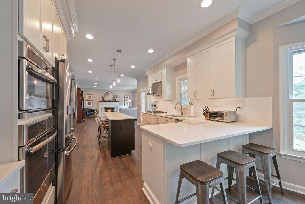 Image 11 of property listing at 2074 HAMMOND AVE, Marriottsville, MD 21104