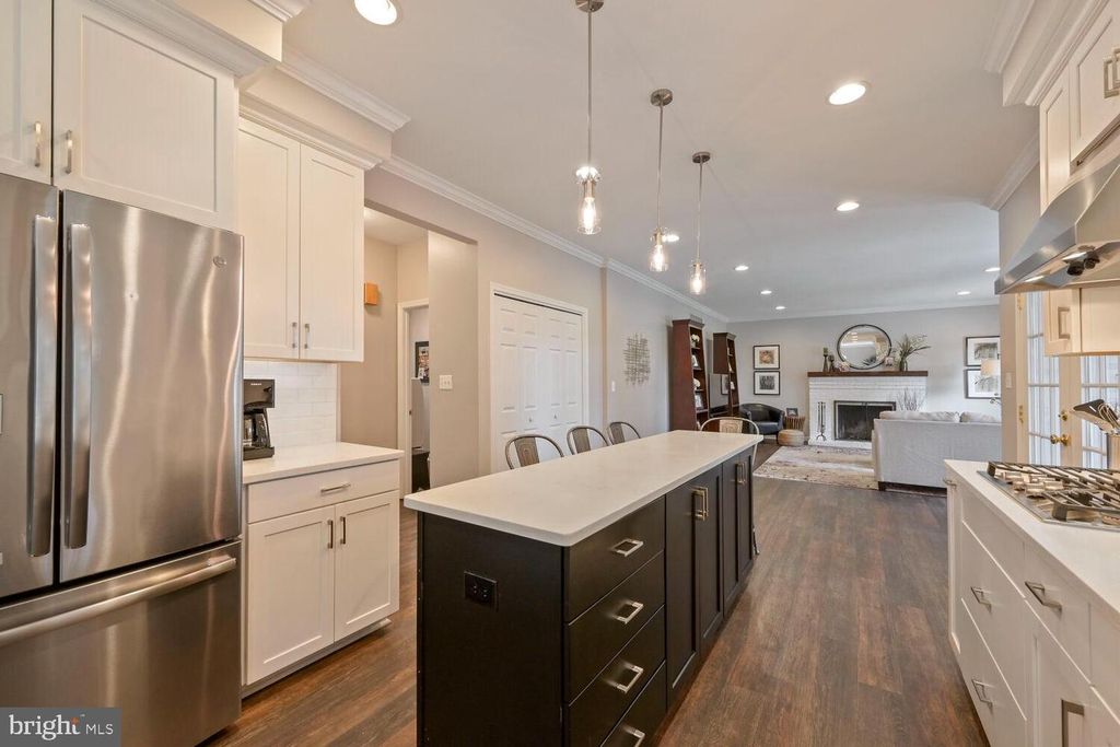 Image 12 of property listing at 2074 HAMMOND AVE, Marriottsville, MD 21104