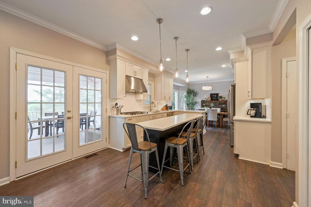 Image 14 of property listing at 2074 HAMMOND AVE, Marriottsville, MD 21104