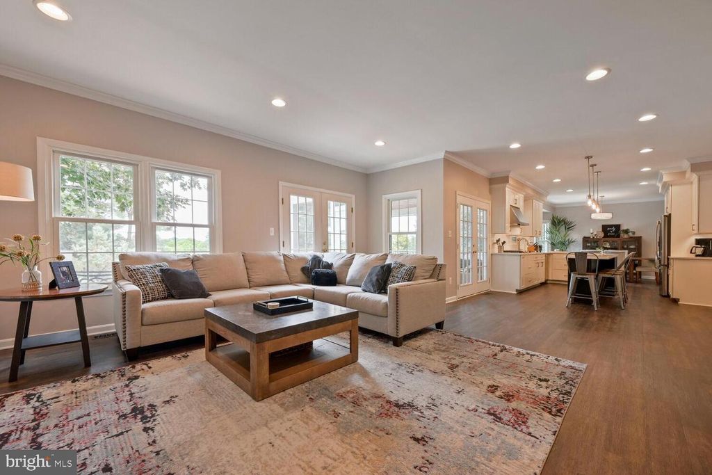 Image 19 of property listing at 2074 HAMMOND AVE, Marriottsville, MD 21104