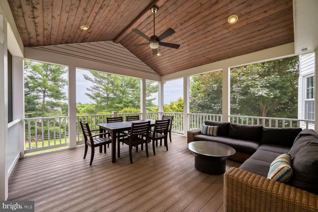Image 22 of property listing at 2074 HAMMOND AVE, Marriottsville, MD 21104