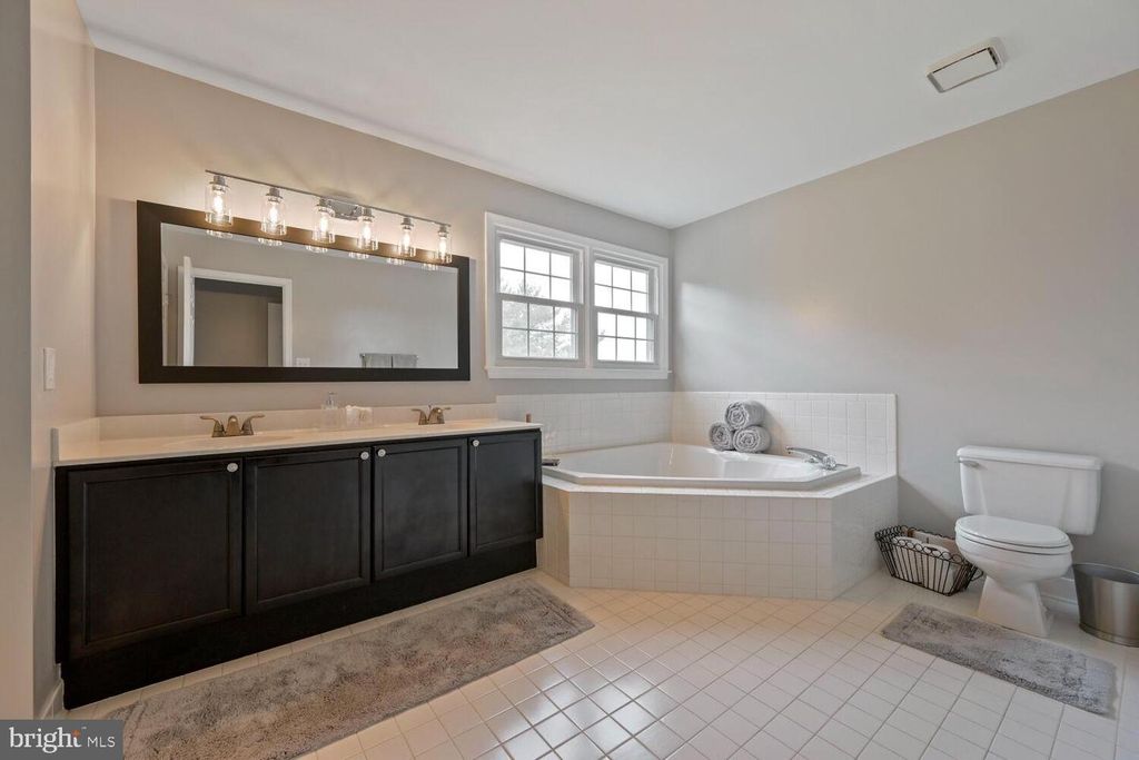 Image 26 of property listing at 2074 HAMMOND AVE, Marriottsville, MD 21104