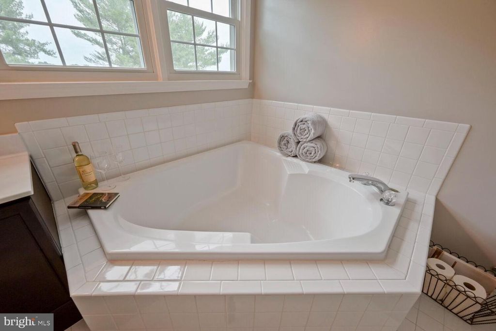 Image 28 of property listing at 2074 HAMMOND AVE, Marriottsville, MD 21104