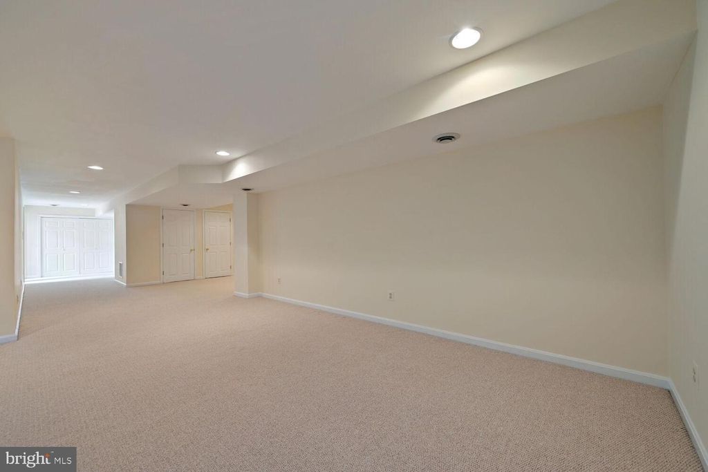 Image 36 of property listing at 2074 HAMMOND AVE, Marriottsville, MD 21104