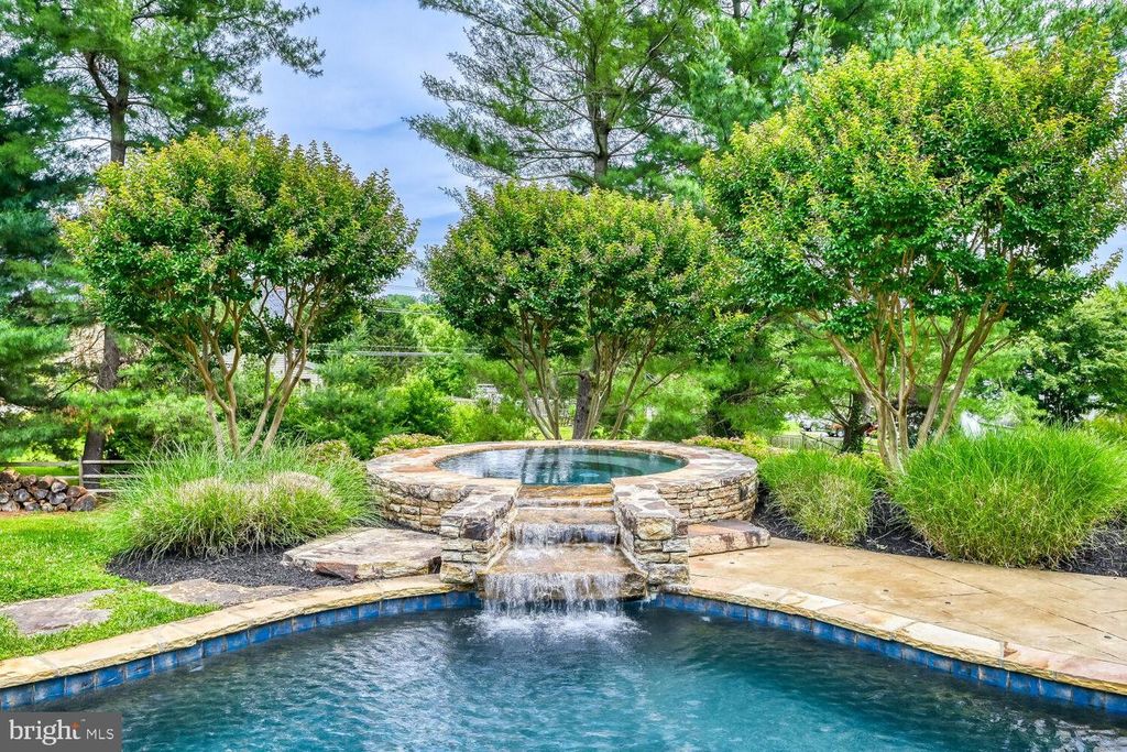Image 44 of property listing at 2074 HAMMOND AVE, Marriottsville, MD 21104
